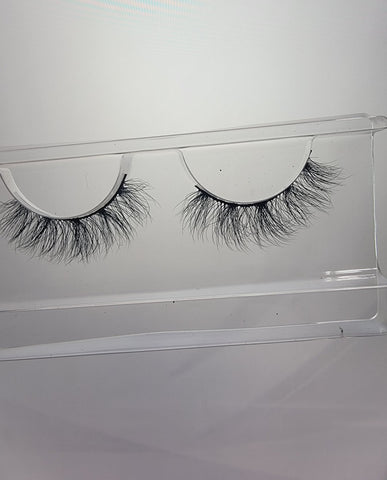 Alyssa 18mm lashes