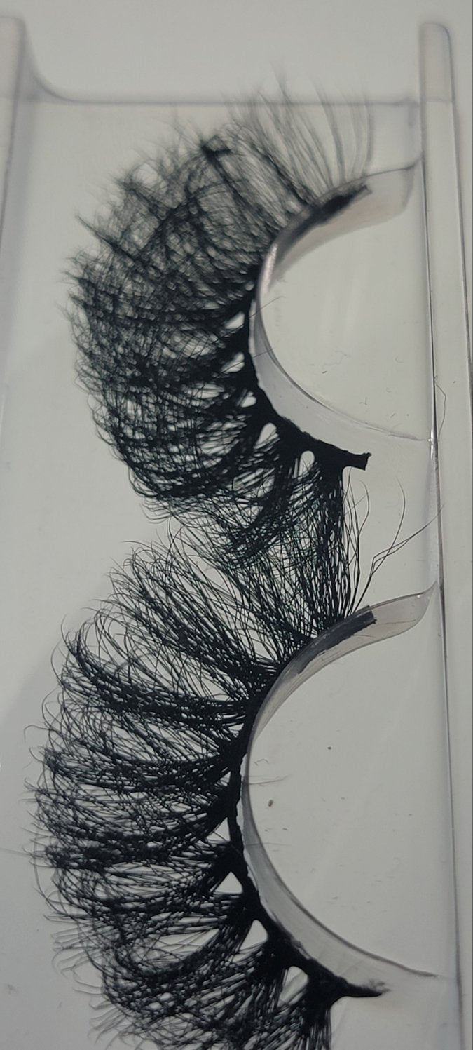 Velvet Siren Lashes