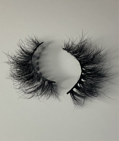 Daddy’s girl lashes